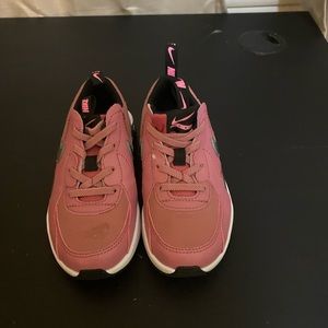 Nike Air maxs Girls